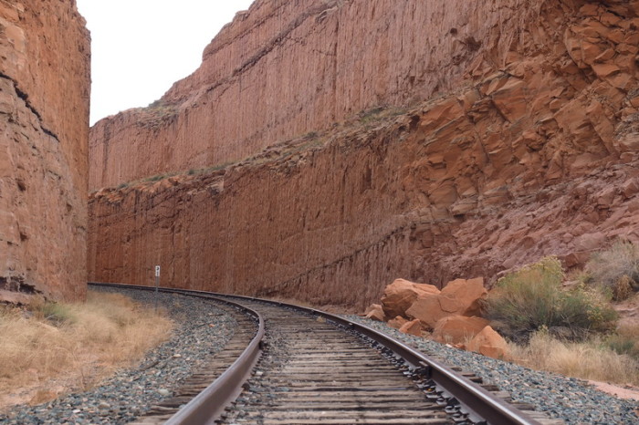 USA Road Trip - Cool train line crossing the Corona Arch trail, Moab, Utah